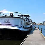 Nova Båthotell 2*