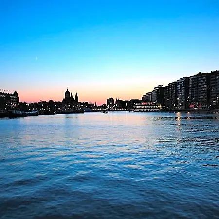 Botel Nova