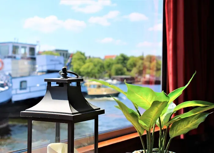 Nova Botel Amsterdam